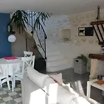 Les Du Veau D'or