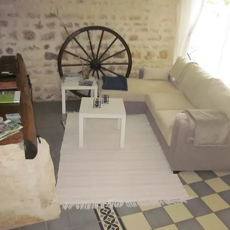 Holiday home Les Du Veau D'or *