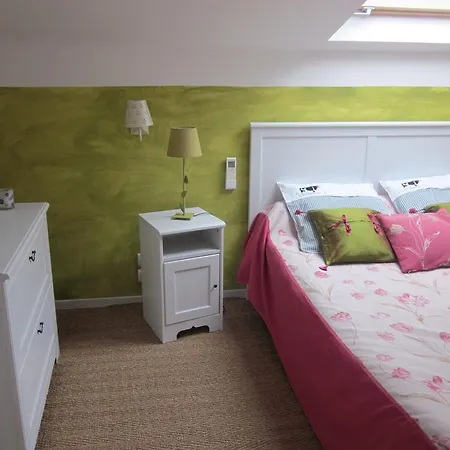 Holiday home Les Du Veau D'or *