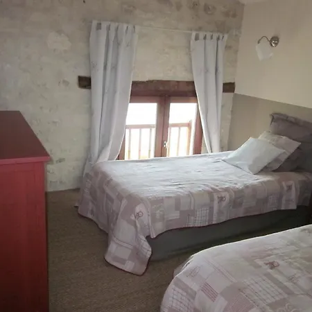 Holiday home Les Du Veau D'or Ozillac