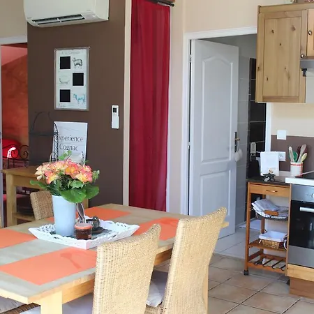 Holiday home Les Du Veau D'or