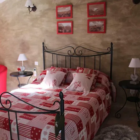Les Du Veau D'or Holiday home *