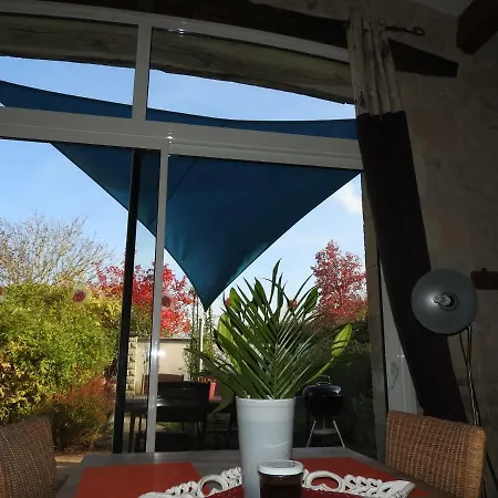 Les Du Veau D'or Holiday home Ozillac