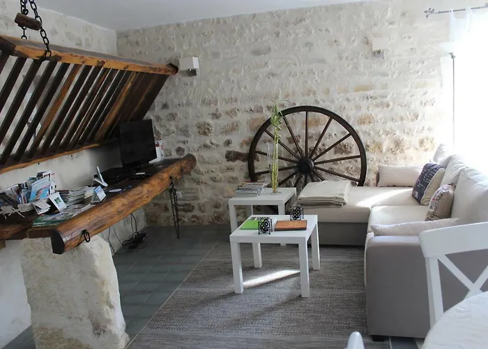 Les Du Veau D'or Holiday home *